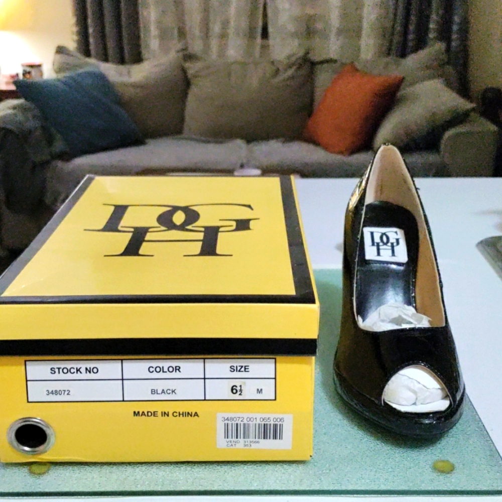 DGH black stiletto open toe heel, 6 1/2 medium, New never been worn in original